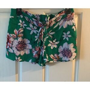 GYPSIES & MOONDUST Brand, Green Tropical Print, Size L.